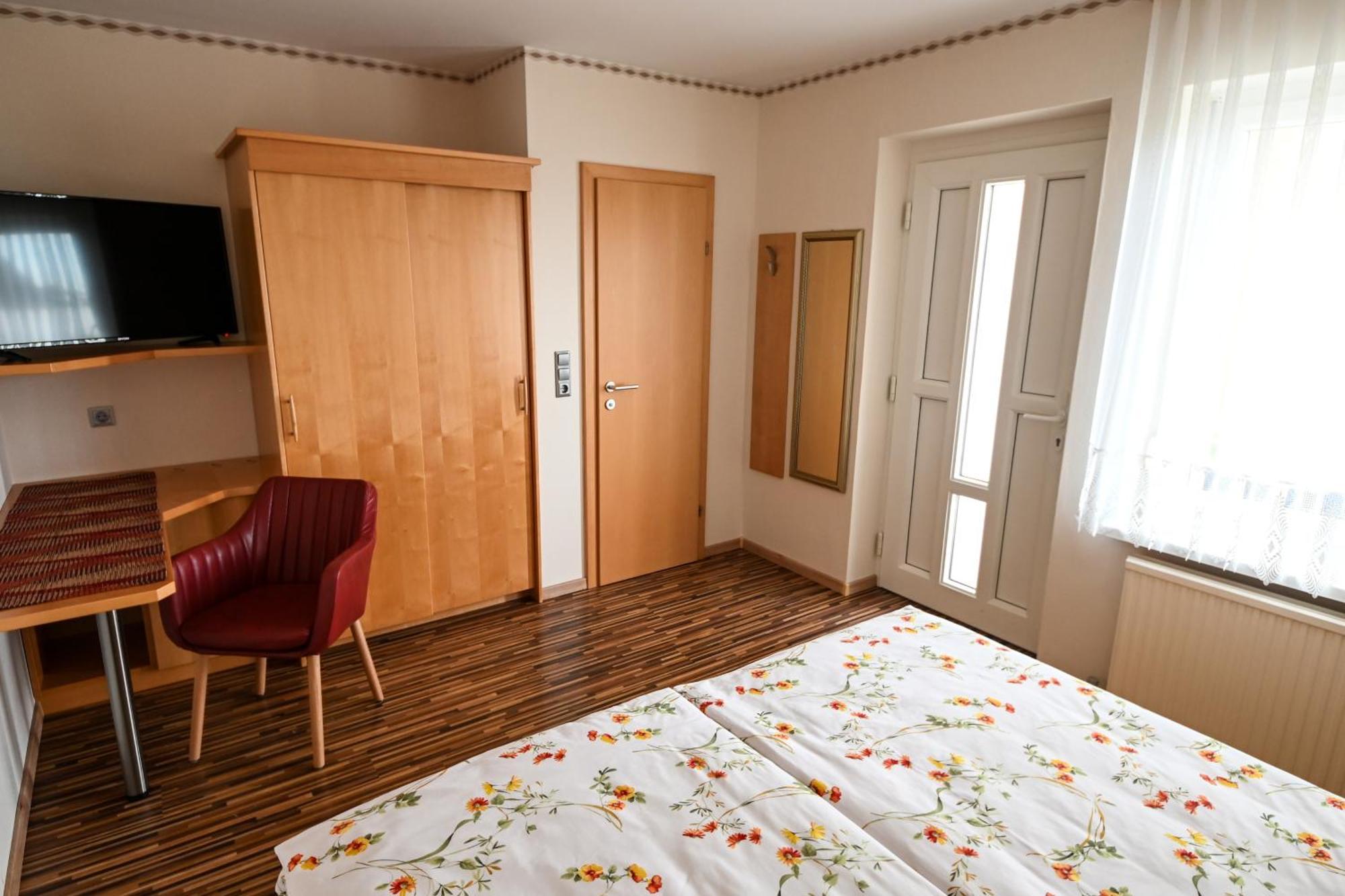 Gaestehaus Zum See Ильмиц Экстерьер фото